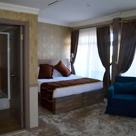 Nobel Hotel 2*